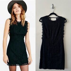 NWOT-Kimchi Blue Lace Back Cutout Spring/Summer Mini Dress (Size:8)